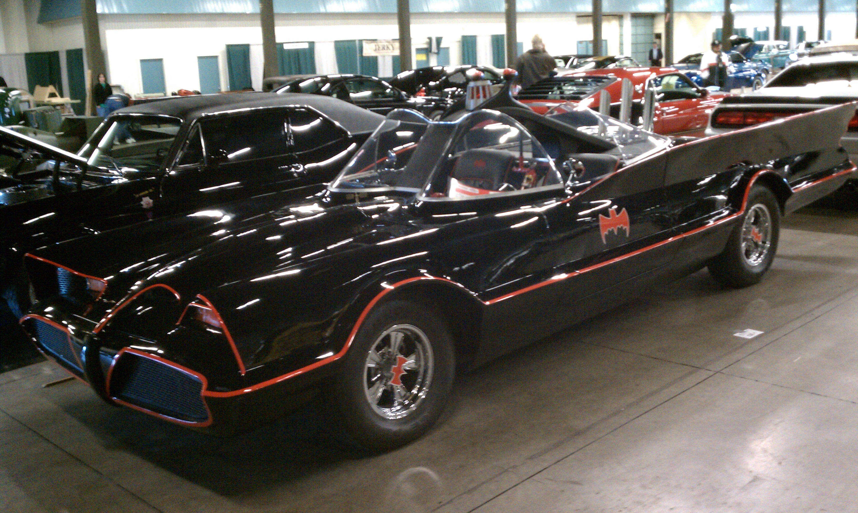 Bat style Gotham Cruiser Mobile